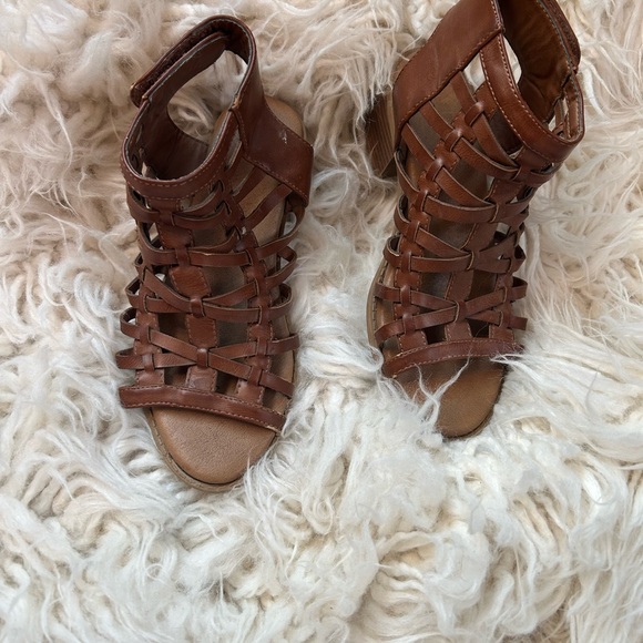 Girls Brown Gladiator Sandals - Picture 1 of 6